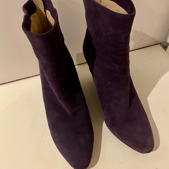 Jimmy Choo Suede Wedge Ankle Boots SZ 38 $975 - Picture 3 of 7